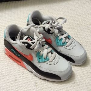 Youth Size Nike Air Max Shoes